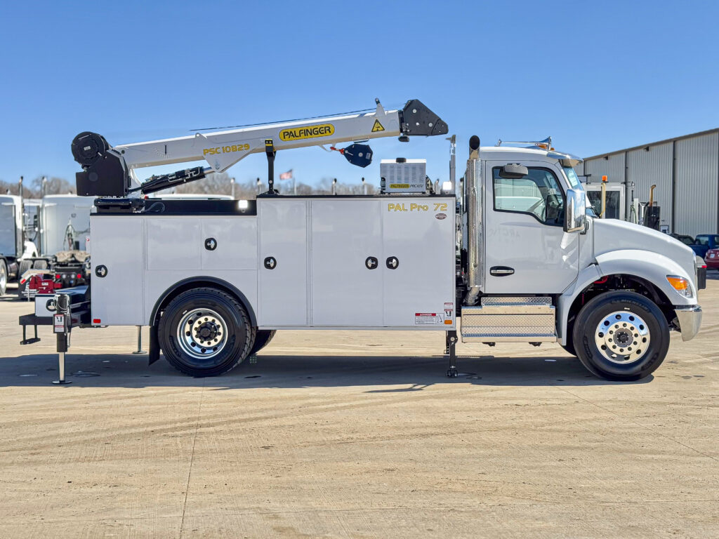 MTTE Built Palfinger Heavy duty Service truck.