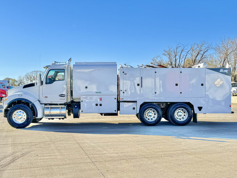 Heavy Duty Fuel and Lube Trucks built by Master Tech with Sage Oil.