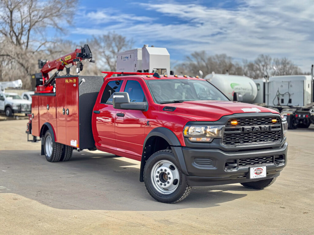 MTTE builds Service trucks with any manufacturer.